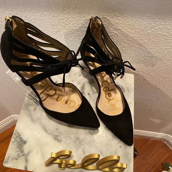 Black suede heels - Picture 11 of 12